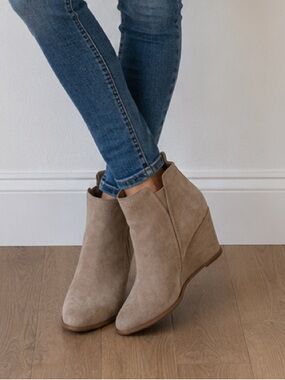 Dolce Vita Taupe Suede Wedge Ankle Booties